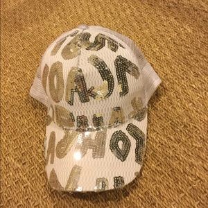 White glittering cap